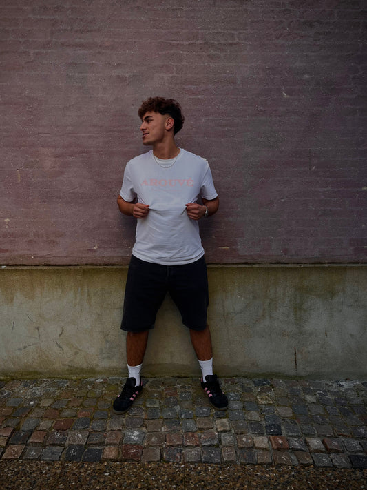 Arouvé tee